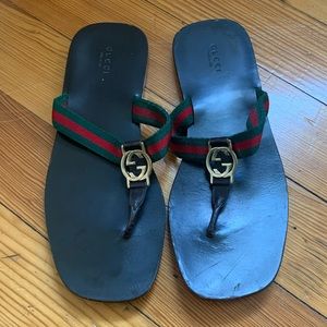 Gucci Leather Flip Flops